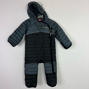 Columbia snowsuit Black and Gray Hooded 6-12 months insulated zipper closure